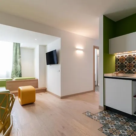 Lillil - Popping Apartament Riva