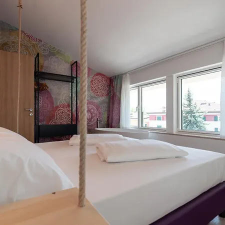 Lillil - Popping Apartament Riva